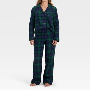 Wondershop Women's Plaid Sleepwear Holiday Pajamas